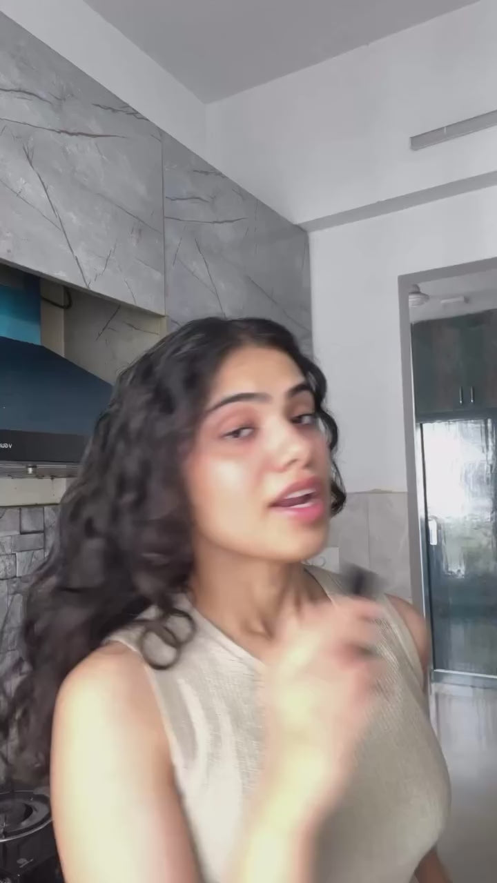 banter.kitchen-DNni6k3pelv.mp4